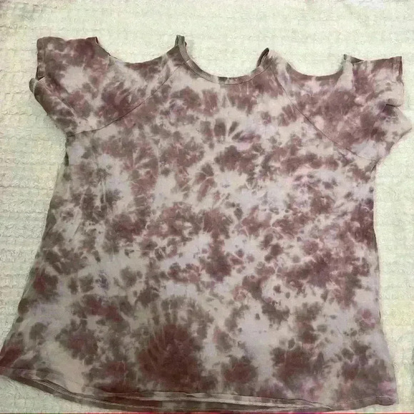 Zion Rootswear Womens Willie Nelson Tye Dye Cold Shoulder Graphic Tee Sz 4 Boho - Picture 5 of 9